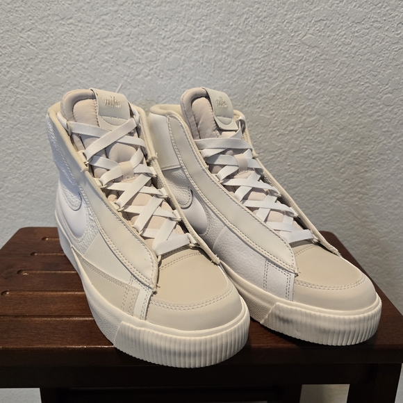 Nike Blazer Mid Victory High-Top Sneakers in Cream and White - Picture 1 of 6